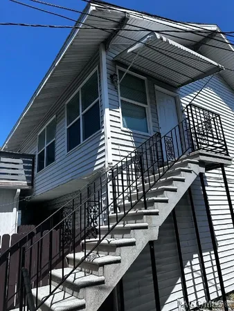 $1,775 | 209 1/2 9th Avenue North, St. Petersburg, FL 33701