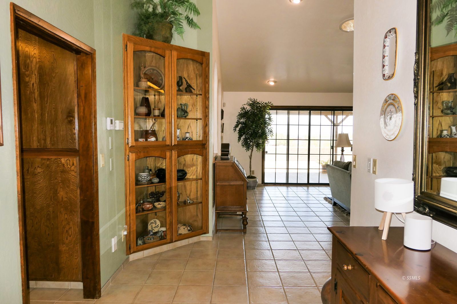 128 West Cielo Avenue Ridgecrest, CA 93555 - Photo 4 of 30