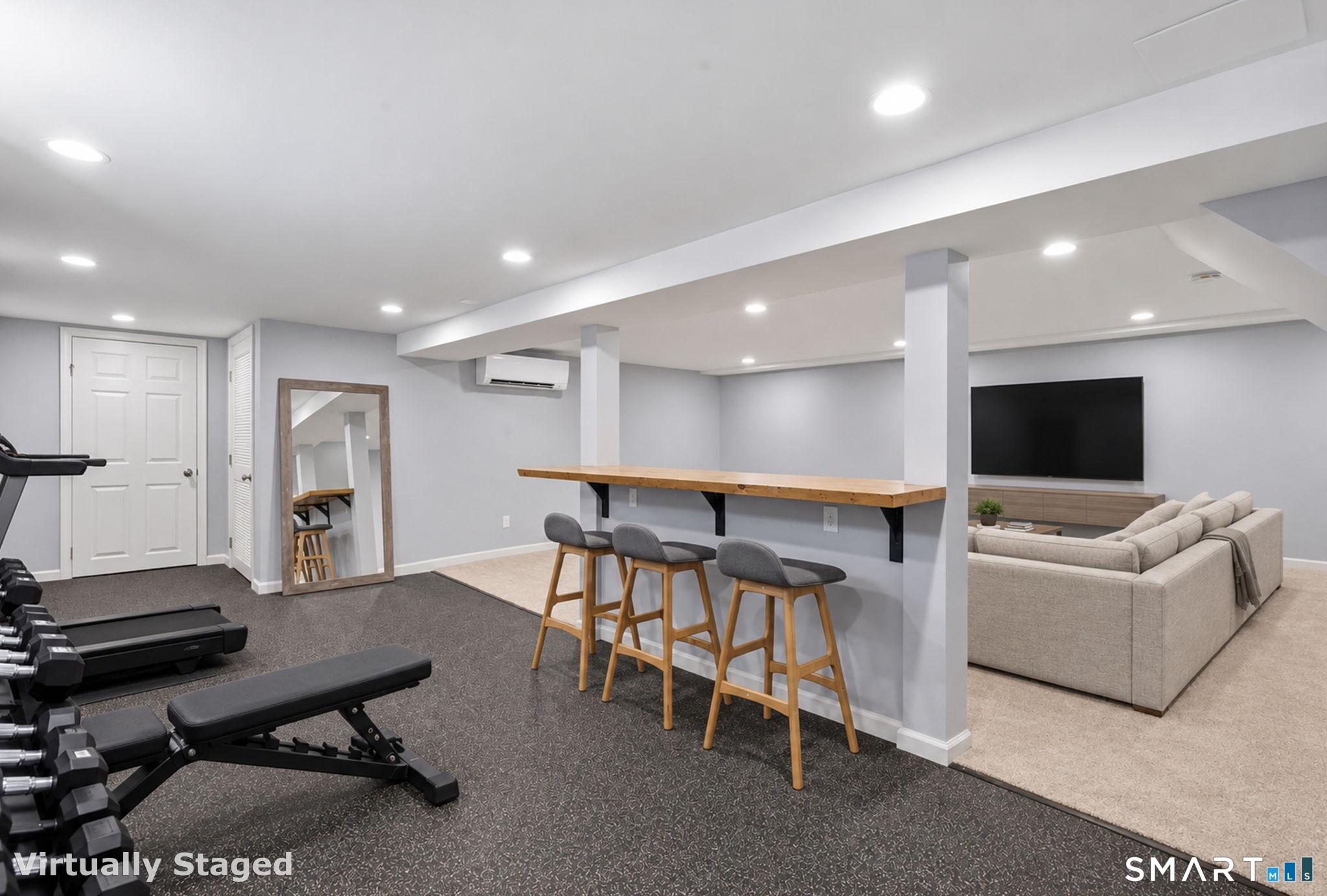 6 Cornfield Road Simsbury, CT 06070 - Photo 24 of 40 Gallery Image 24