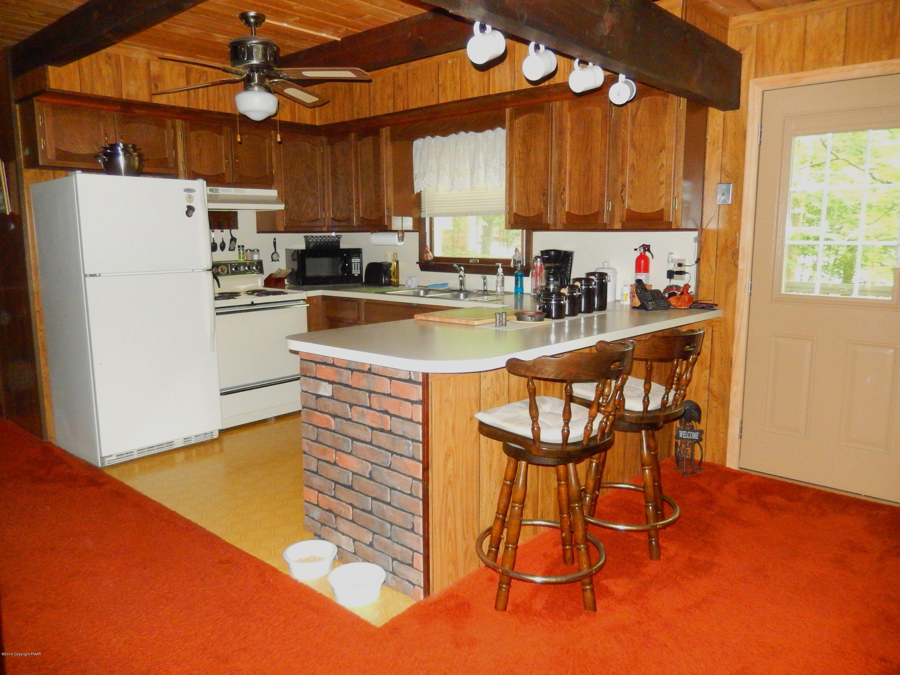 148 Salisbury Road Bushkill, PA 18324 - Photo 11 of 56 DSCN2509