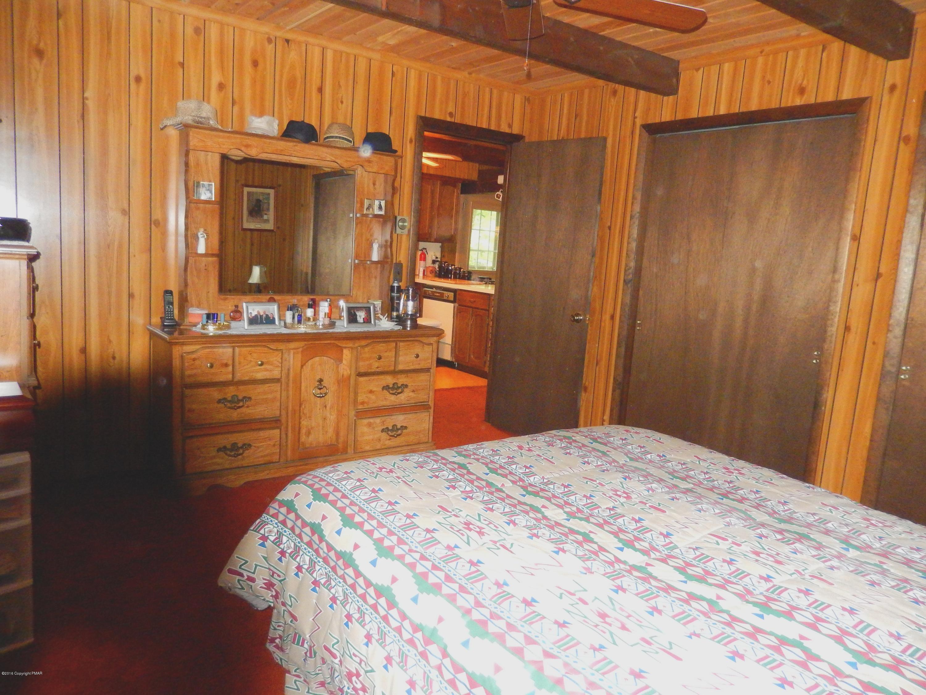148 Salisbury Road Bushkill, PA 18324 - Photo 18 of 56 DSCN2497