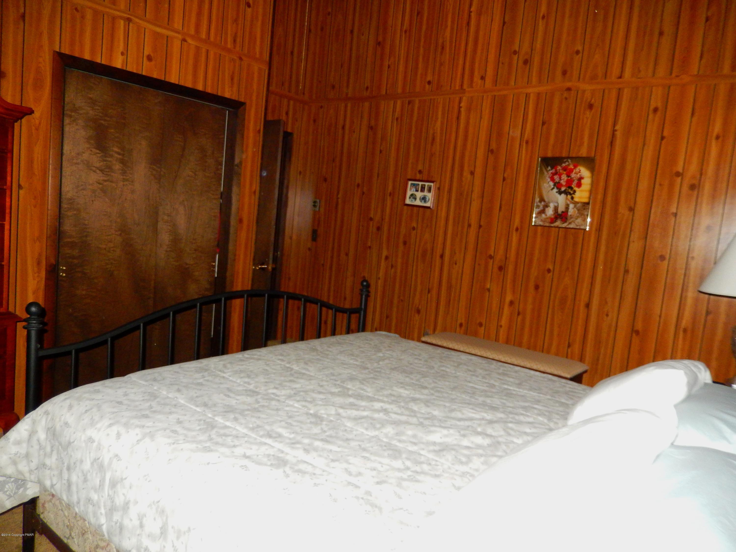 148 Salisbury Road Bushkill, PA 18324 - Photo 31 of 56 DSCN2487