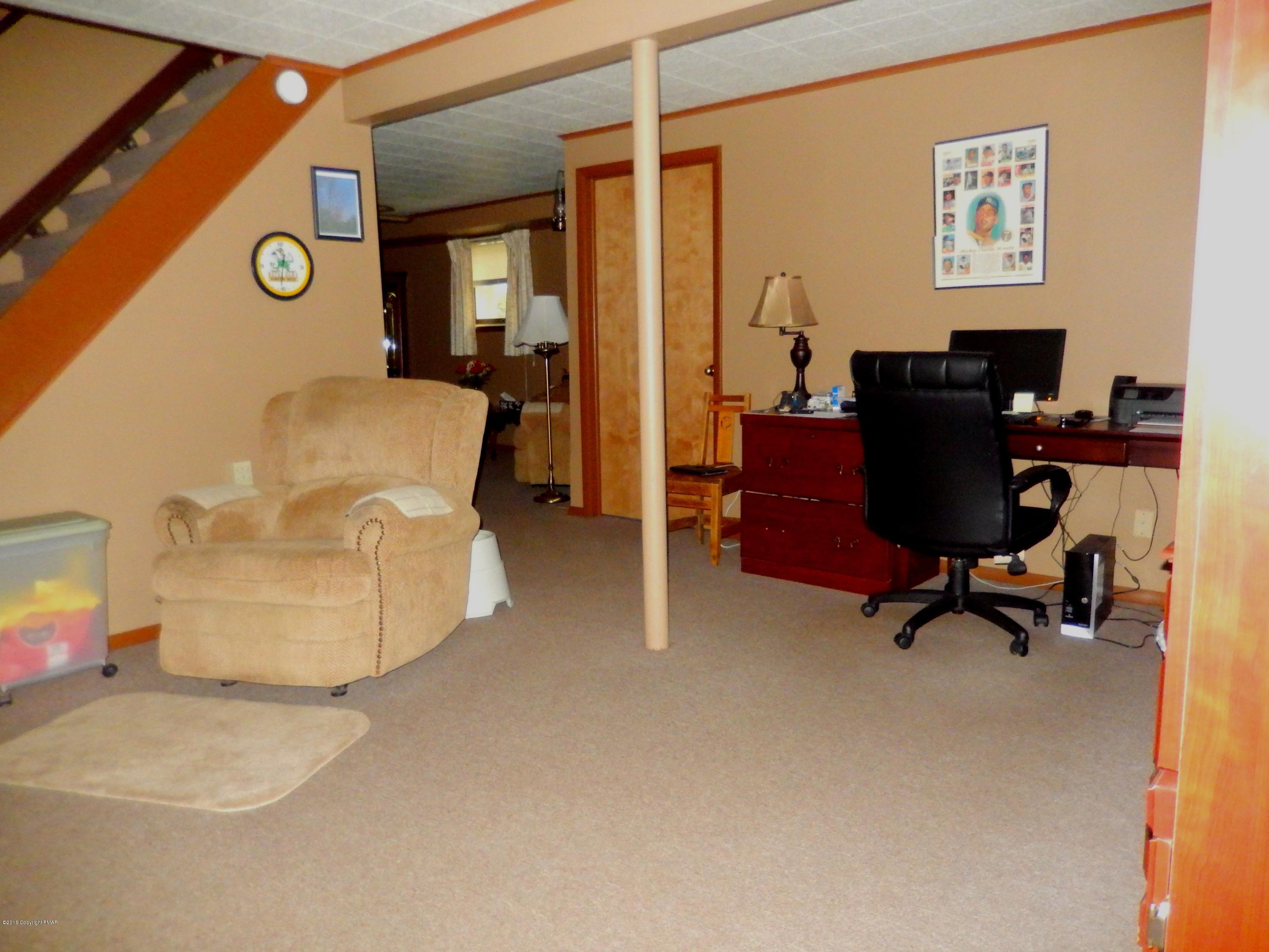 148 Salisbury Road Bushkill, PA 18324 - Photo 33 of 56 DSCN2523