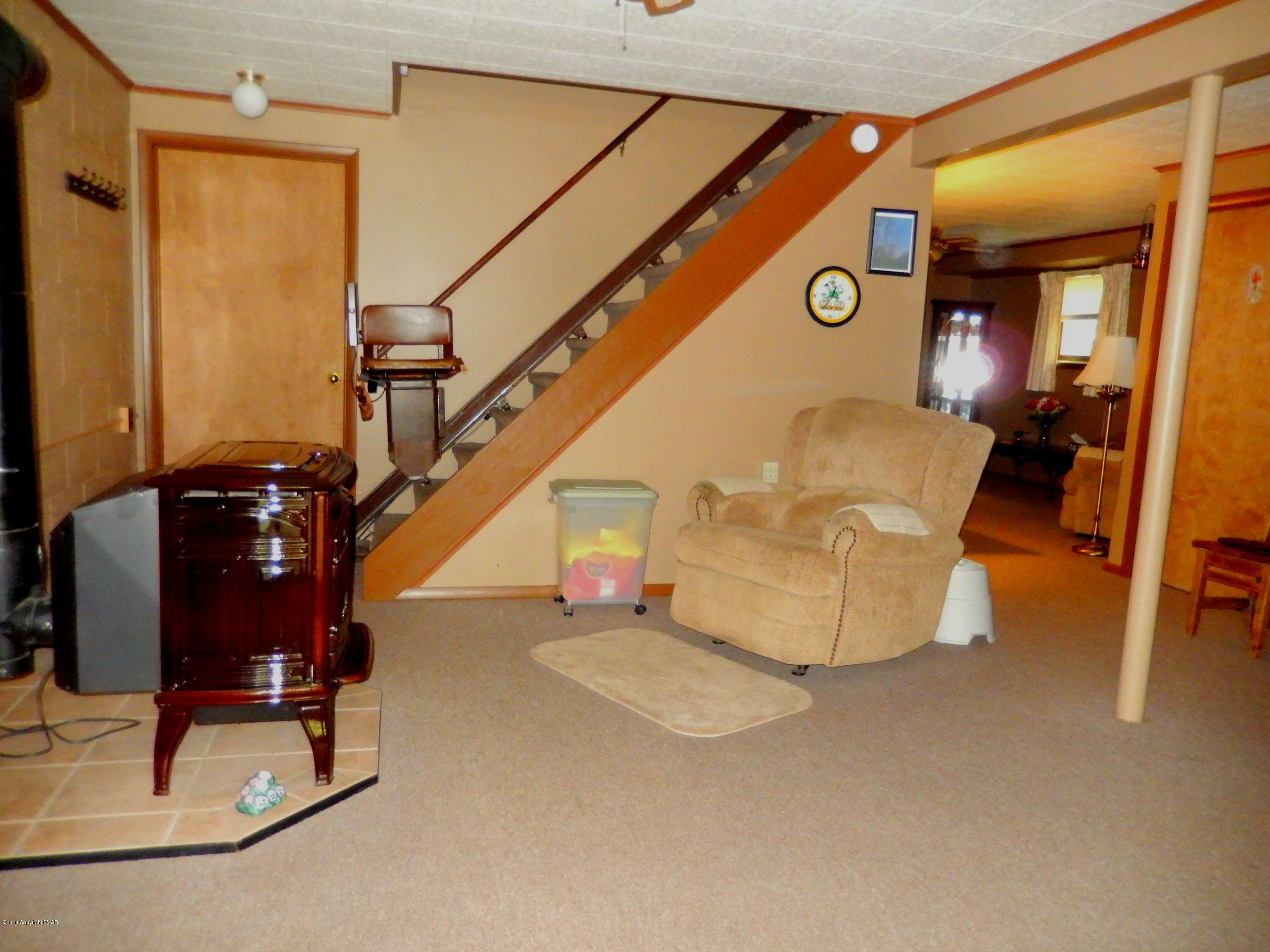 148 Salisbury Road Bushkill, PA 18324 - Photo 36 of 56 DSCN2529