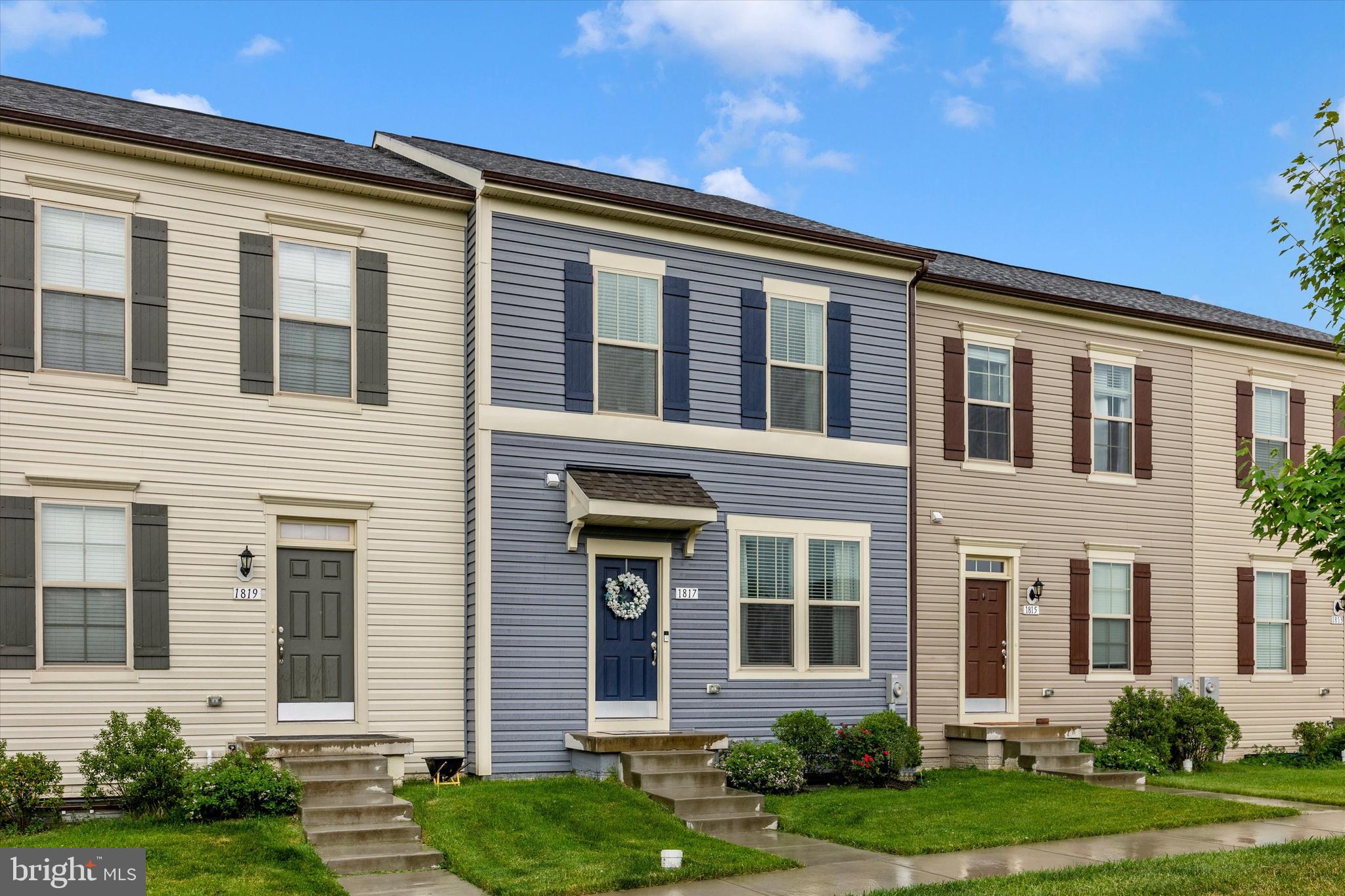 1817 Bird Run Frederick, MD 21702 - Photo 27 of 31 front view of a house