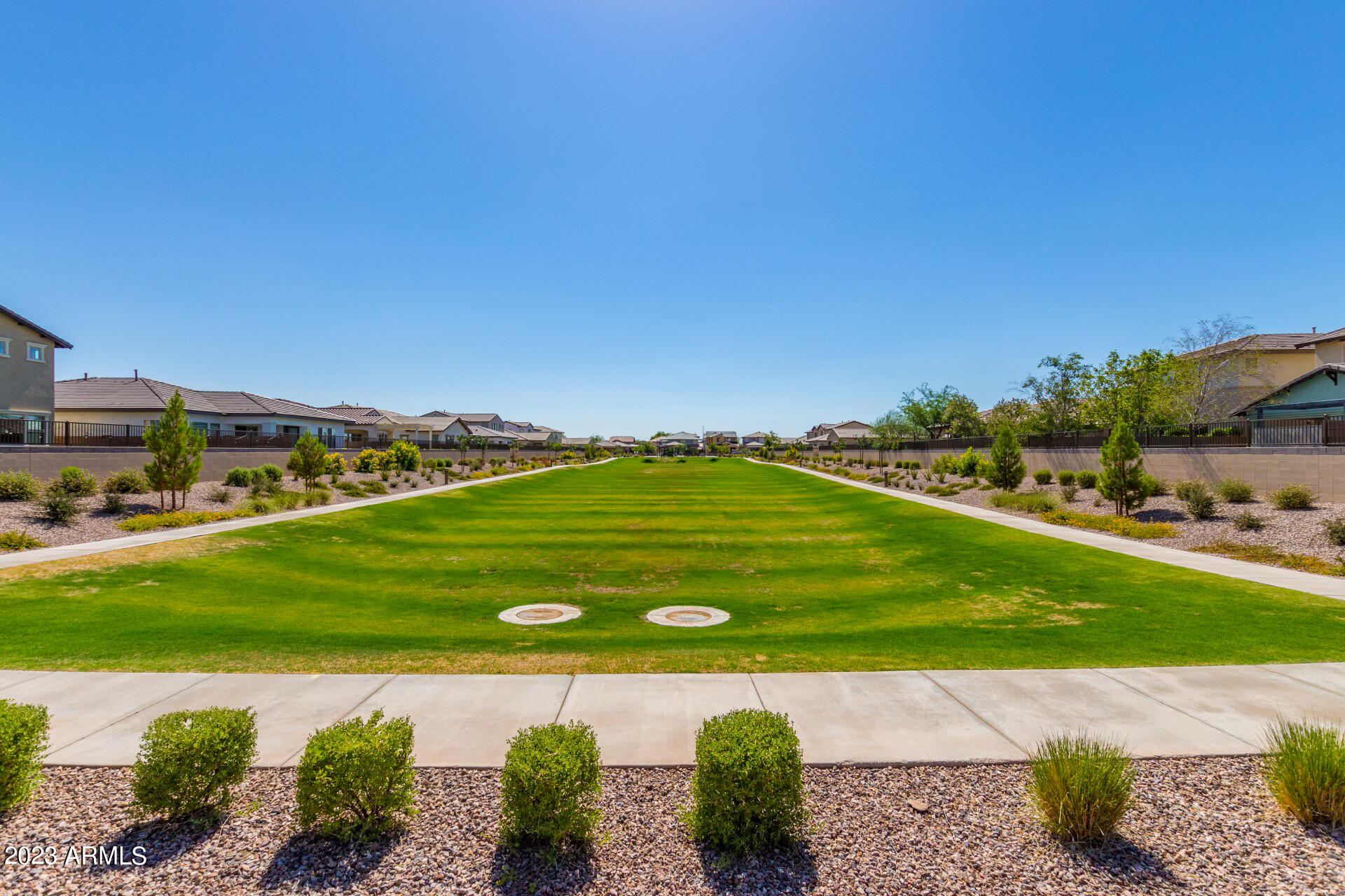 1954 South Follett Way Gilbert, AZ 85295 - Photo 37 of 38 a view of an outdoor space and a yard