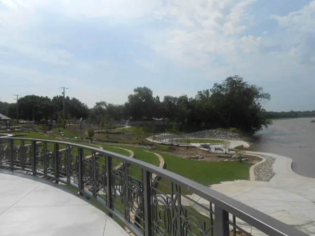 $1,000,000 | 355 West Washington, Derby, KS 67037