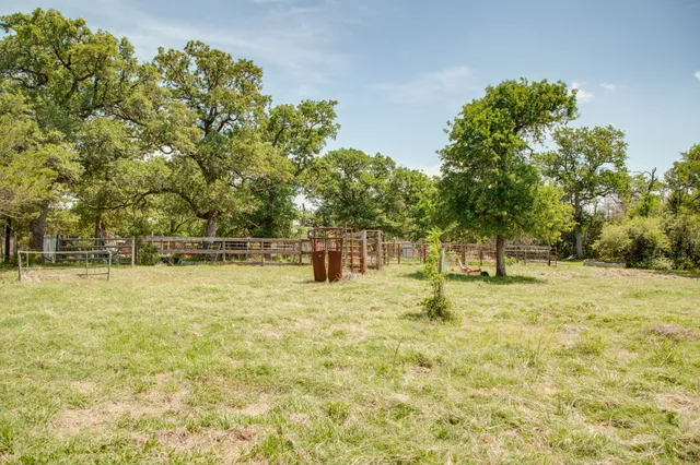 $440,000 | 499 County Road 331, Milano, TX 76556