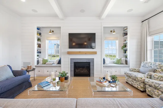 $1,835,000 | 1650 Beachtown Drive, Galveston, TX 77550