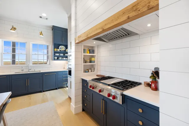 $1,835,000 | 1650 Beachtown Drive, Galveston, TX 77550