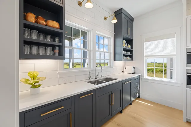 $1,835,000 | 1650 Beachtown Drive, Galveston, TX 77550