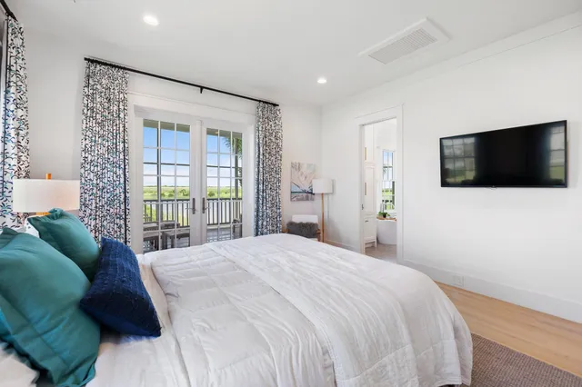 $1,835,000 | 1650 Beachtown Drive, Galveston, TX 77550