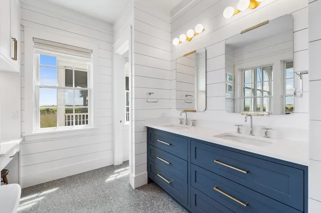 $1,835,000 | 1650 Beachtown Drive, Galveston, TX 77550