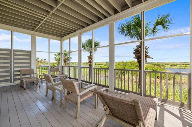 $1,835,000 | 1650 Beachtown Drive, Galveston, TX 77550