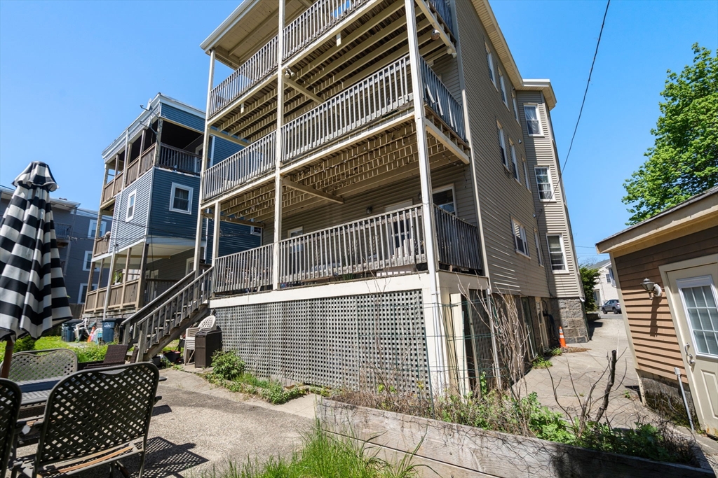 9 Aldwin Road, Unit 1 Boston, MA 02131 - Photo 17 of 20