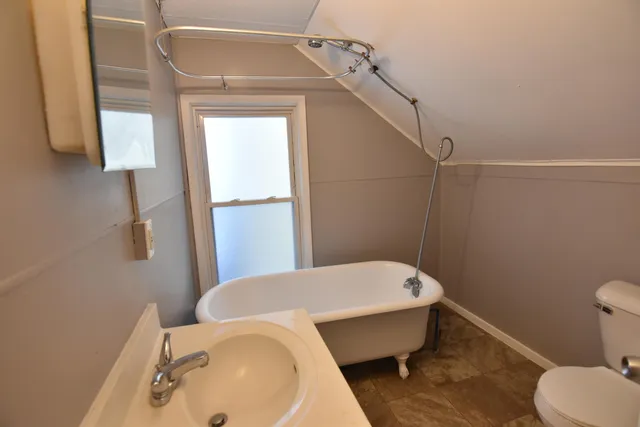 $239,900 | 1222 Eastern Avenue Southeast, Grand Rapids, MI 49507