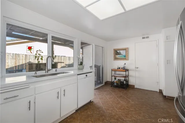 $969,000 | 832 West Ballina Court, Newbury Park, CA 91320