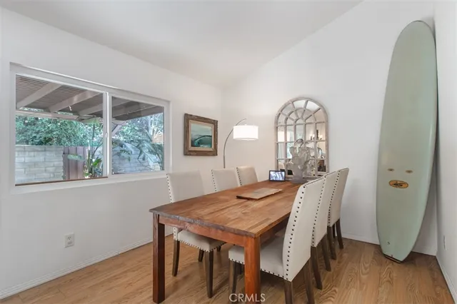 $969,000 | 832 West Ballina Court, Newbury Park, CA 91320