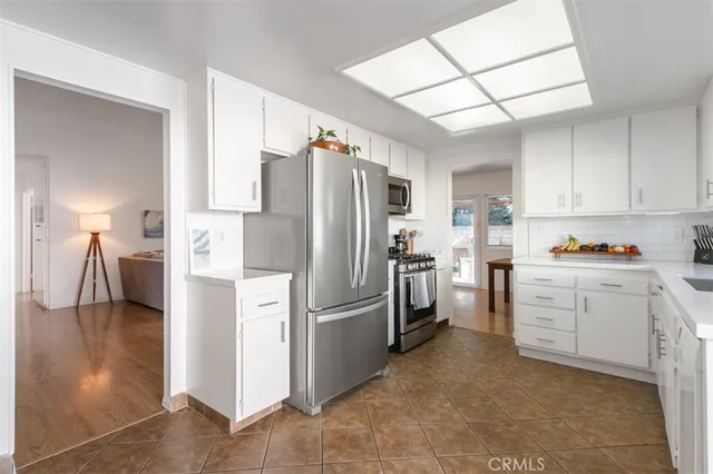 $969,000 | 832 West Ballina Court, Newbury Park, CA 91320