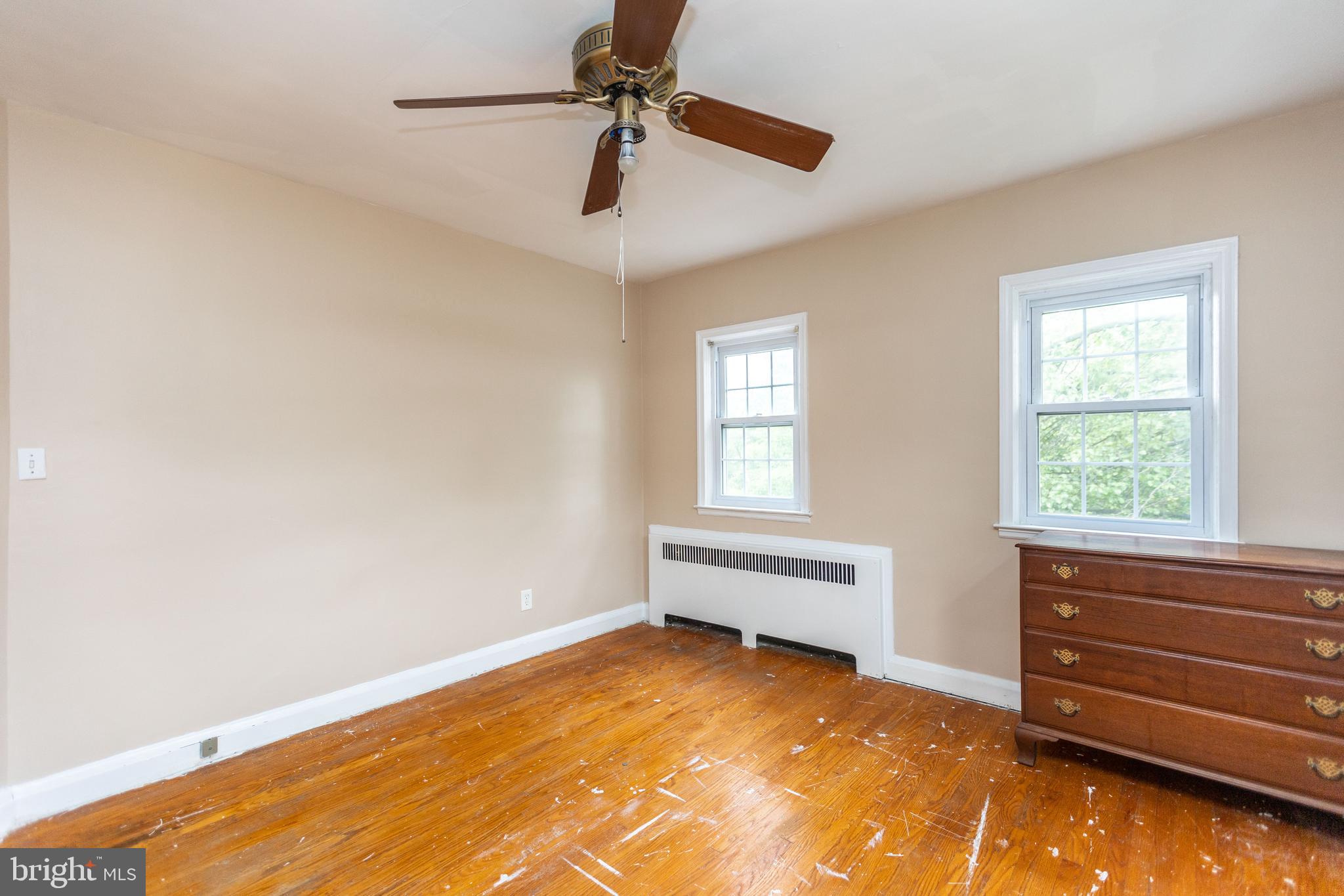 4649 Harcourt Road Baltimore, MD 21214 - Photo 19 of 28 Bedroom 1