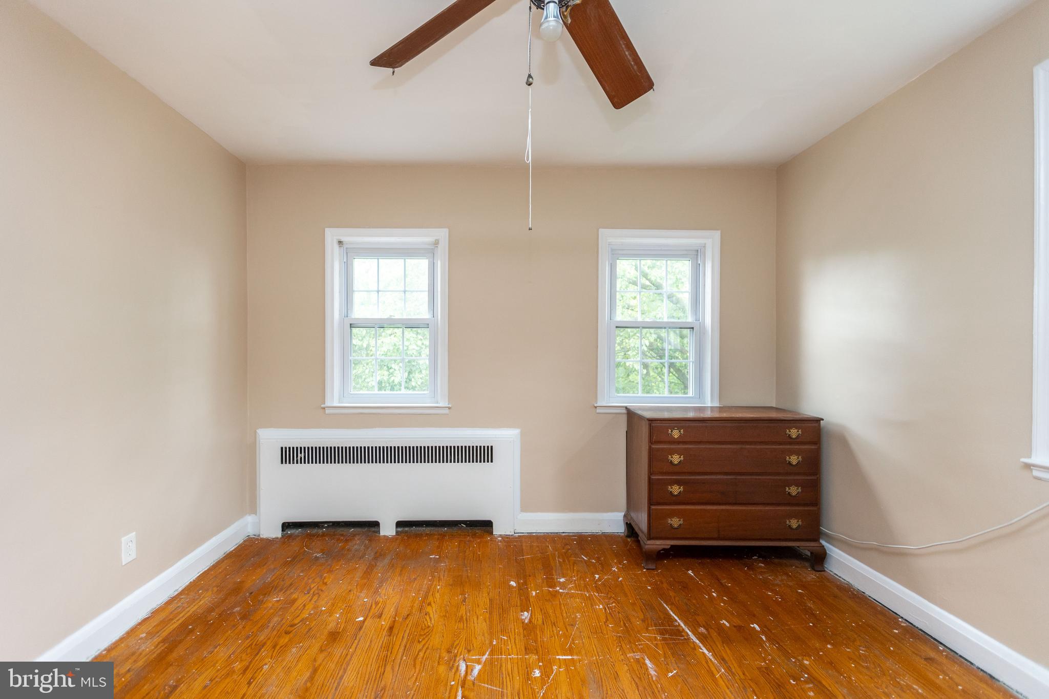 4649 Harcourt Road Baltimore, MD 21214 - Photo 20 of 28 Bedroom 1