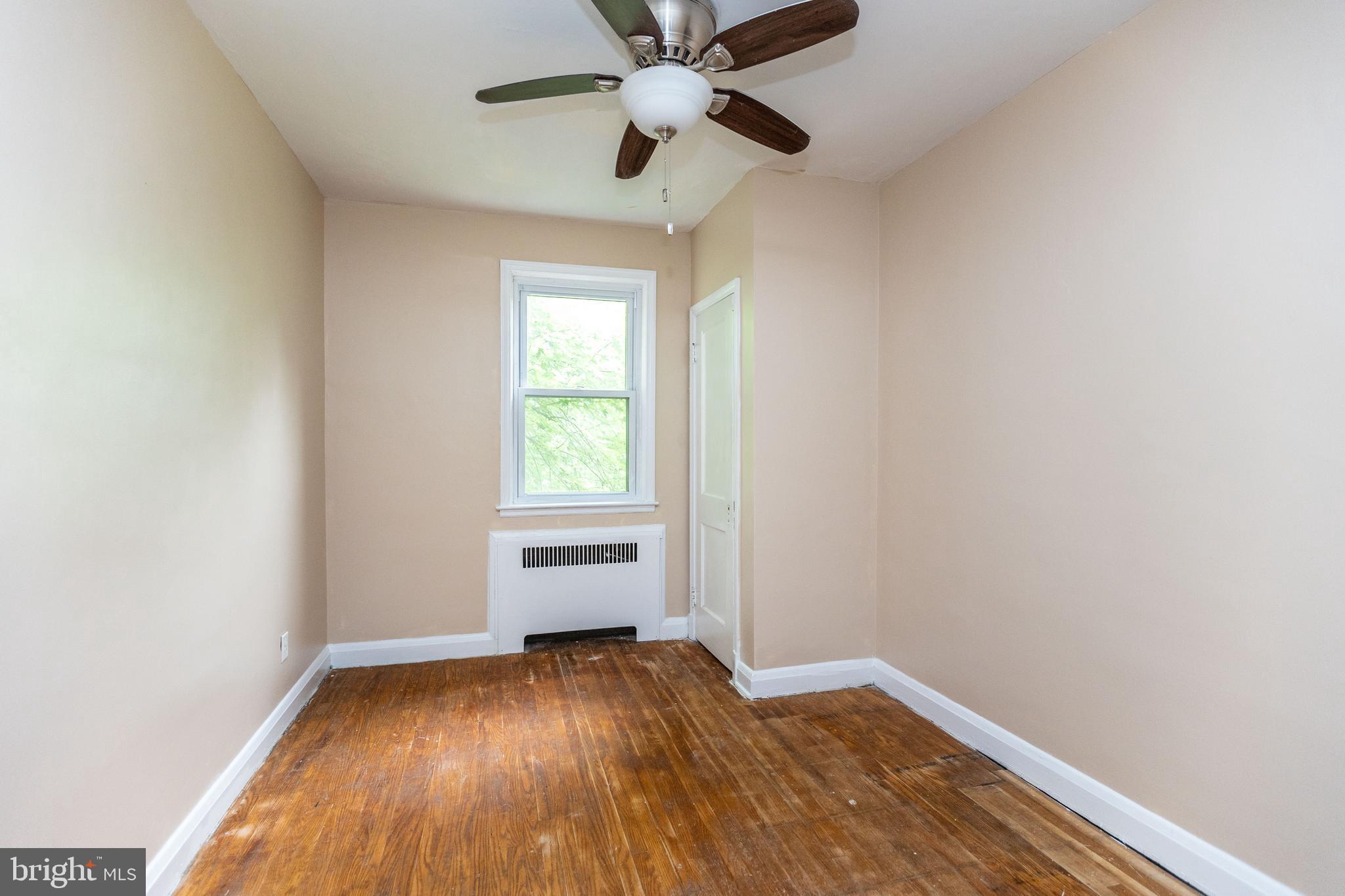 4649 Harcourt Road Baltimore, MD 21214 - Photo 22 of 28 Bedroom 2