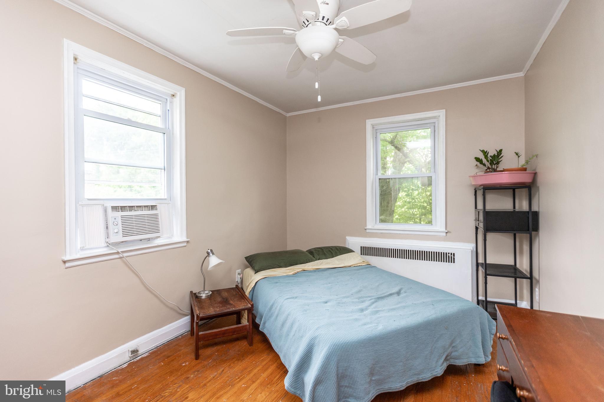 4649 Harcourt Road Baltimore, MD 21214 - Photo 24 of 28 Bedroom 3