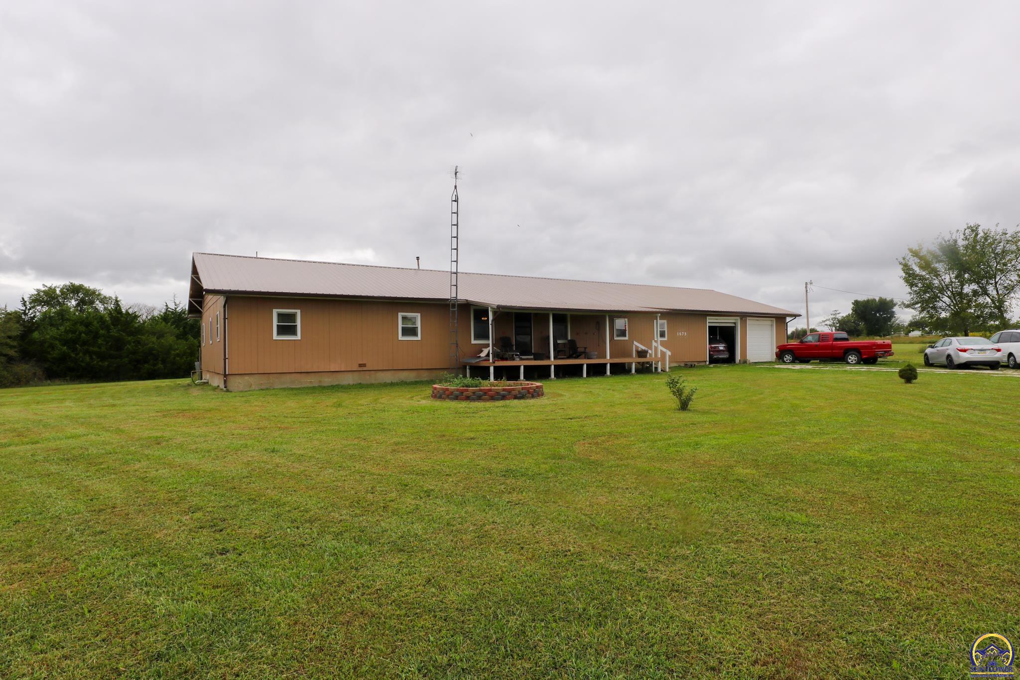 1673 Rd V6 Emporia, KS 66801 - Photo 5 of 58 Front of House