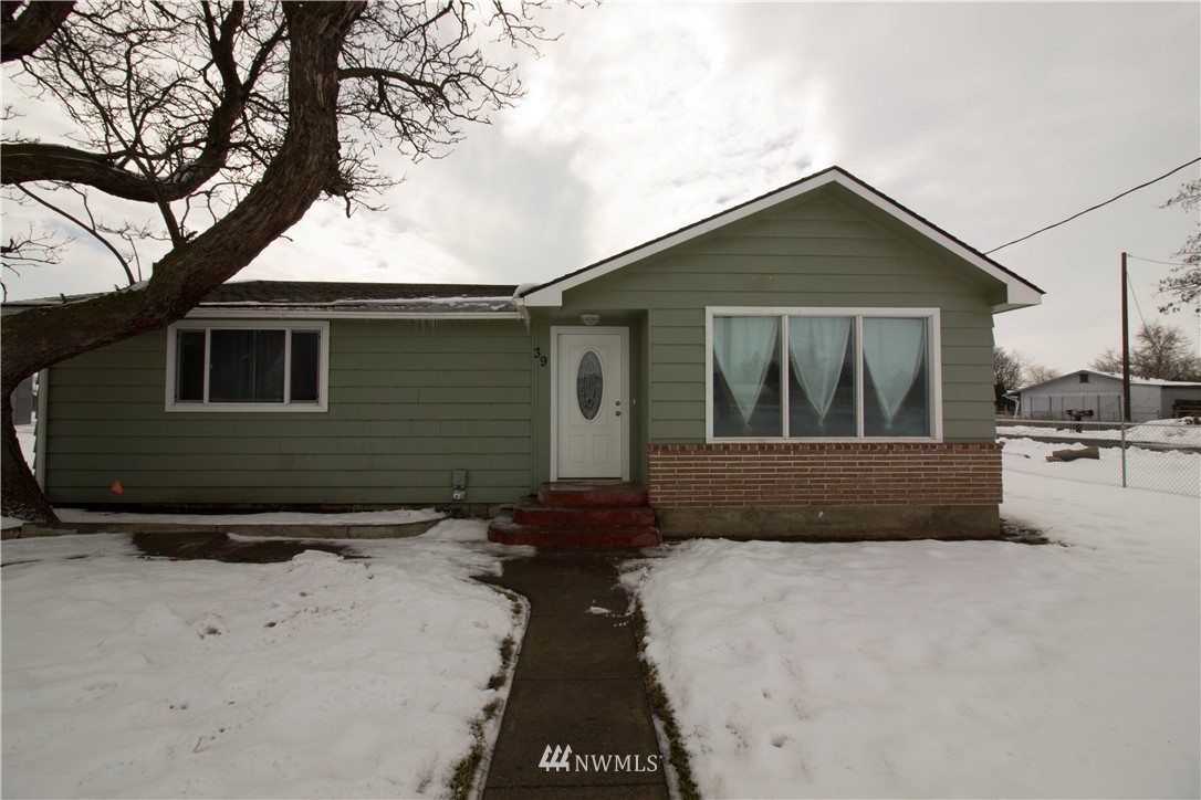 39 3rd Street Touchet, WA 99360 - Photo 1 of 20 Gallery Image 1