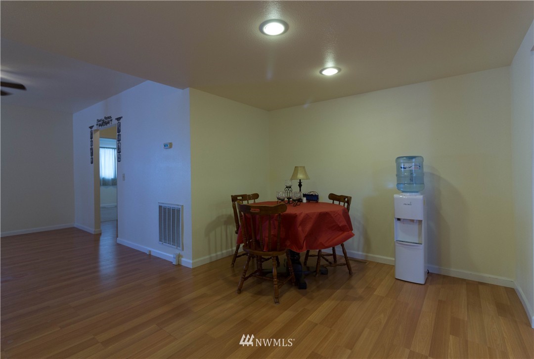 39 3rd Street Touchet, WA 99360 - Photo 9 of 20 Gallery Image 9