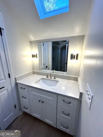 $649,999 | 114 Red Oak Trail, LaGrange, GA 30240