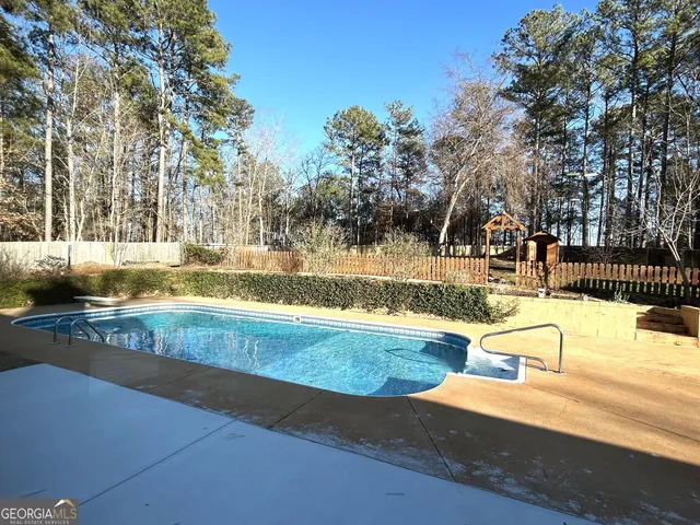 $665,000 | 114 Red Oak Trail, LaGrange, GA 30240