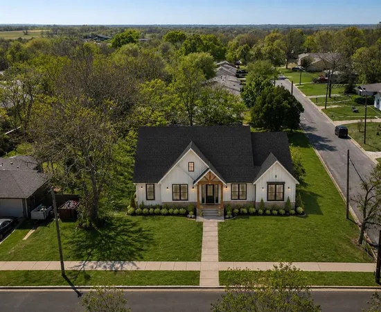$94,999 | 1116 East Epstein Street, Sherman, TX 75090