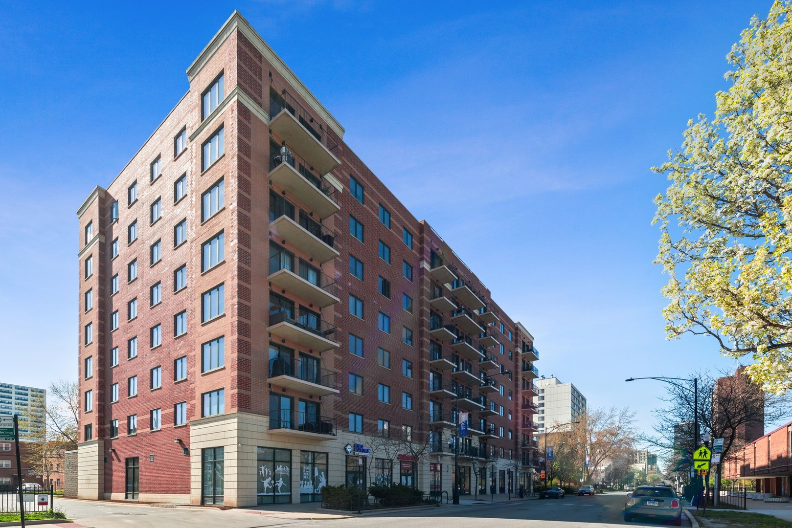 4848 North Sheridan Road, Unit 809 Chicago, IL 60640 - Photo 1 of 45 a front view of a building