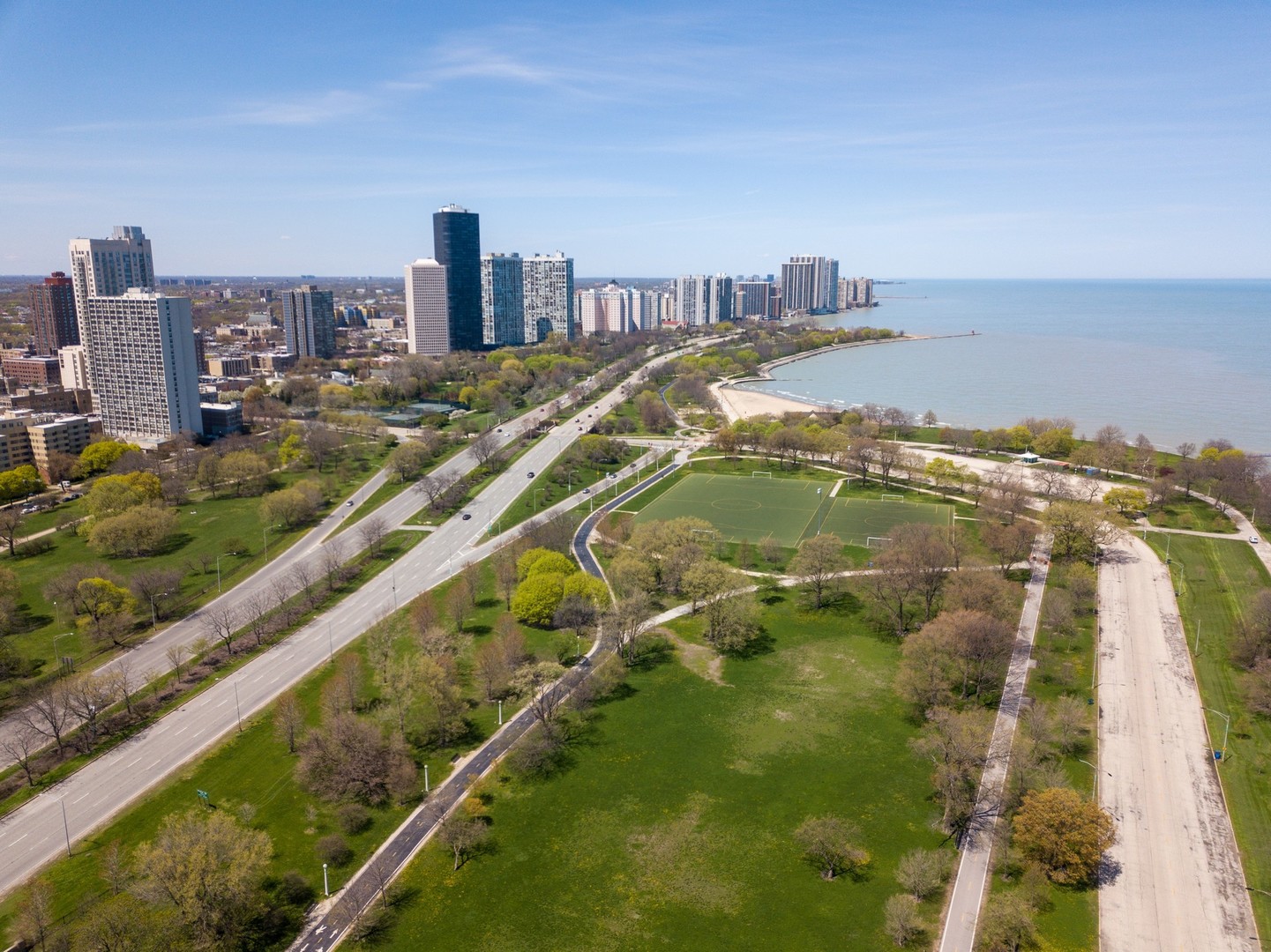 4848 North Sheridan Road, Unit 809 Chicago, IL 60640 - Photo 42 of 45 a view of a city