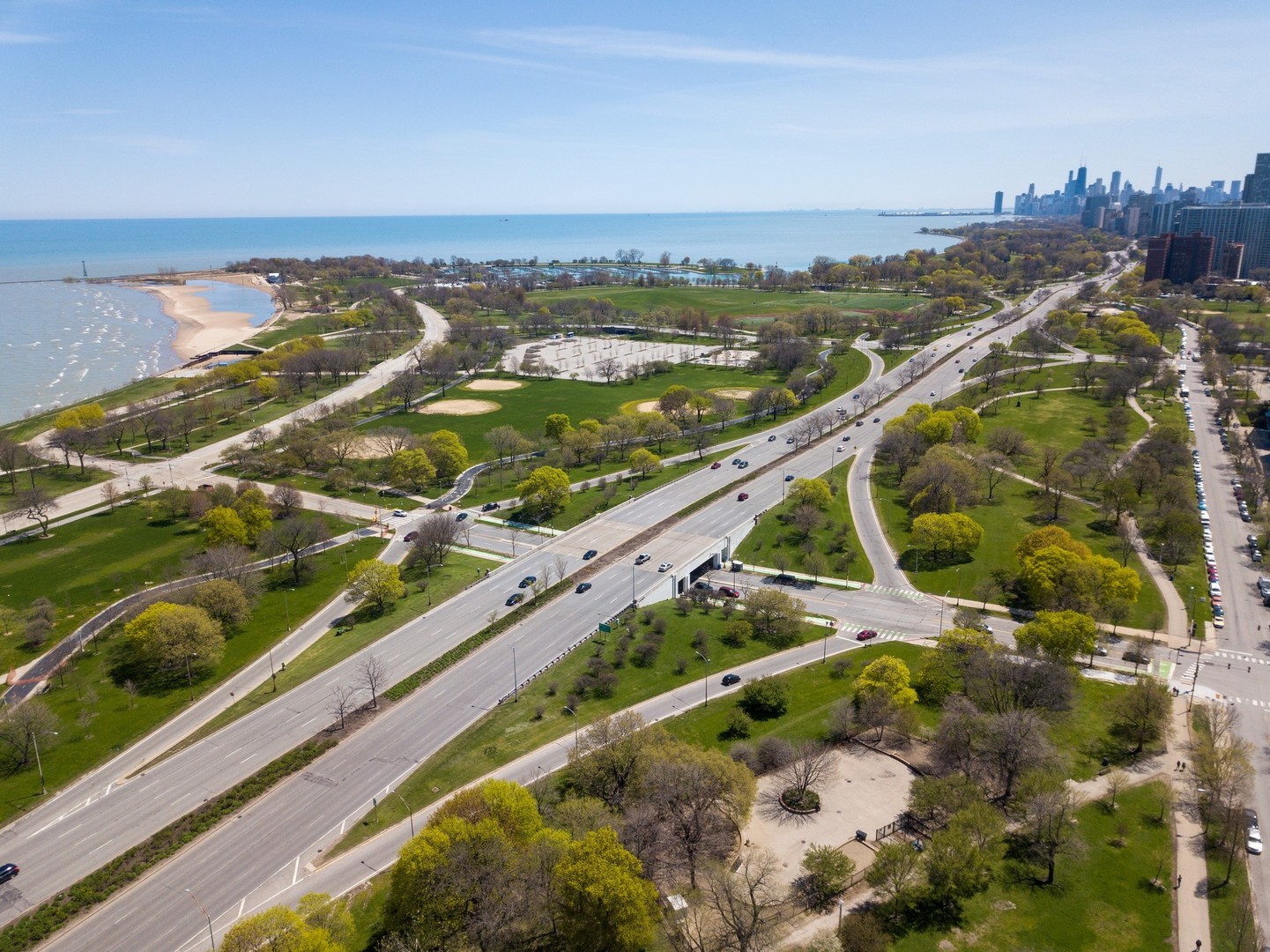 4848 North Sheridan Road, Unit 809 Chicago, IL 60640 - Photo 44 of 45 a view of a city