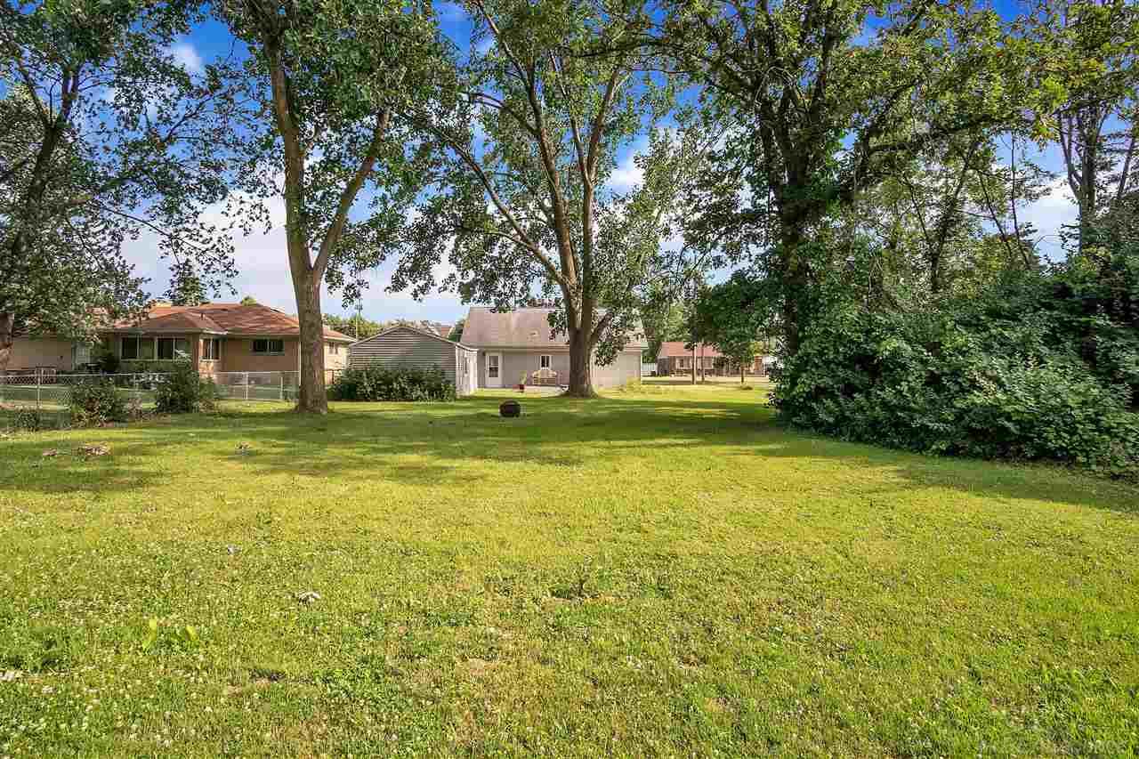 2471 Lindell Road Sterling Heights, MI 48310 - Photo 29 of 31 50082416-29.JPG