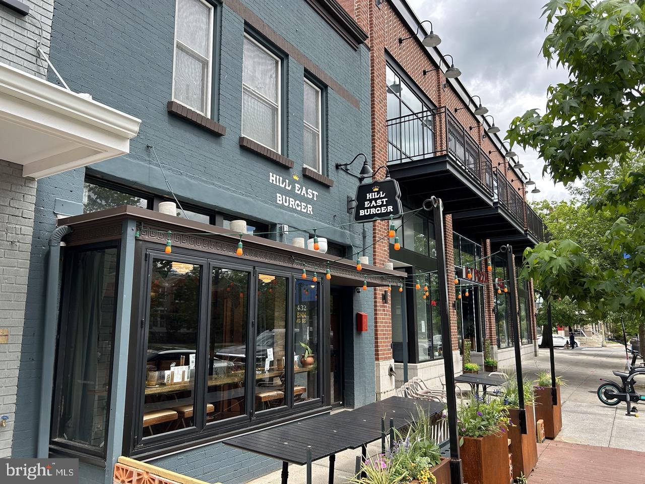 1680 Ebenezer Court Washington, DC 20003 - Photo 37 of 39 Dining for days!