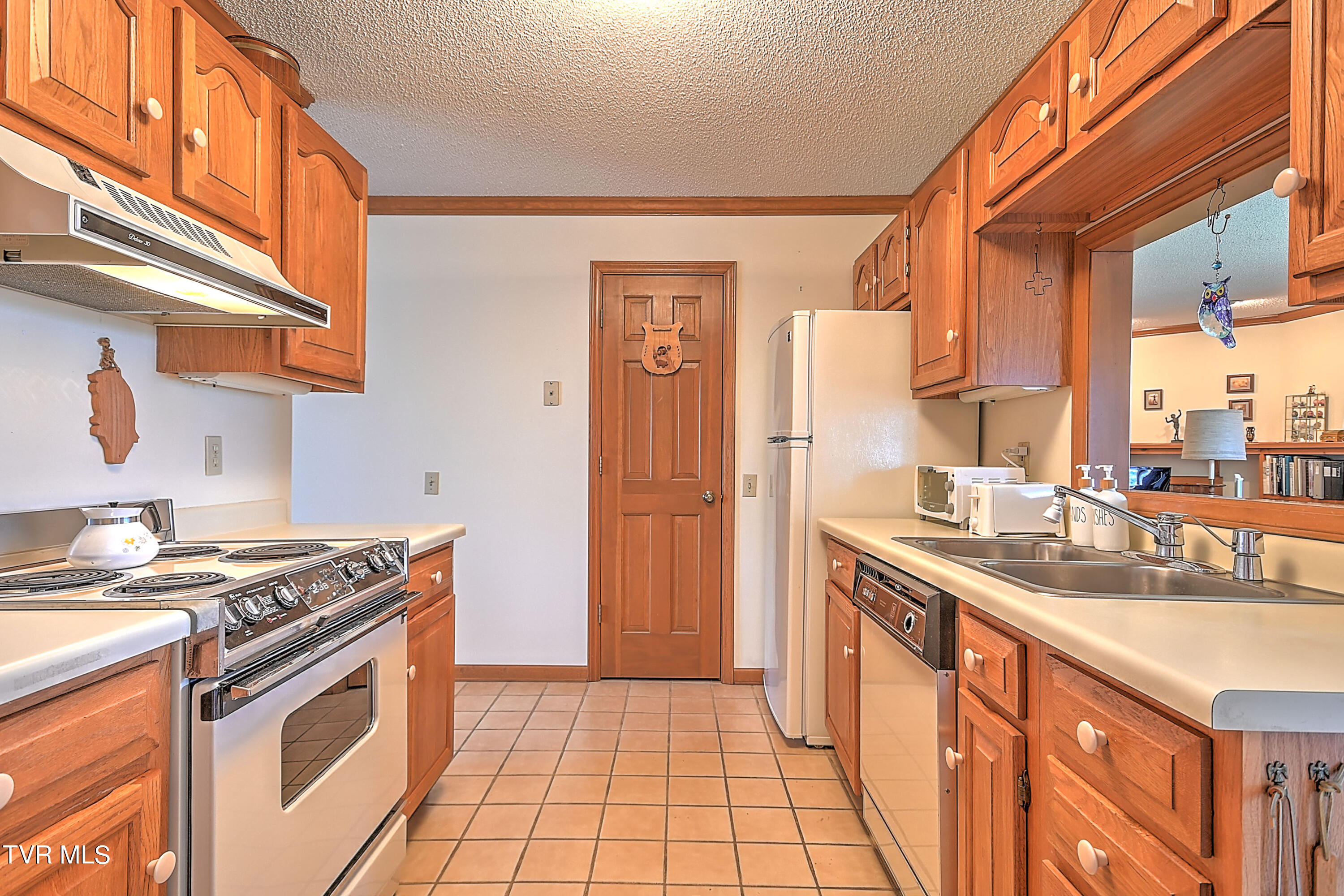 20248 Avondale Road Abingdon, VA 24211 - Photo 12 of 61 202 48 Avondale CD-12