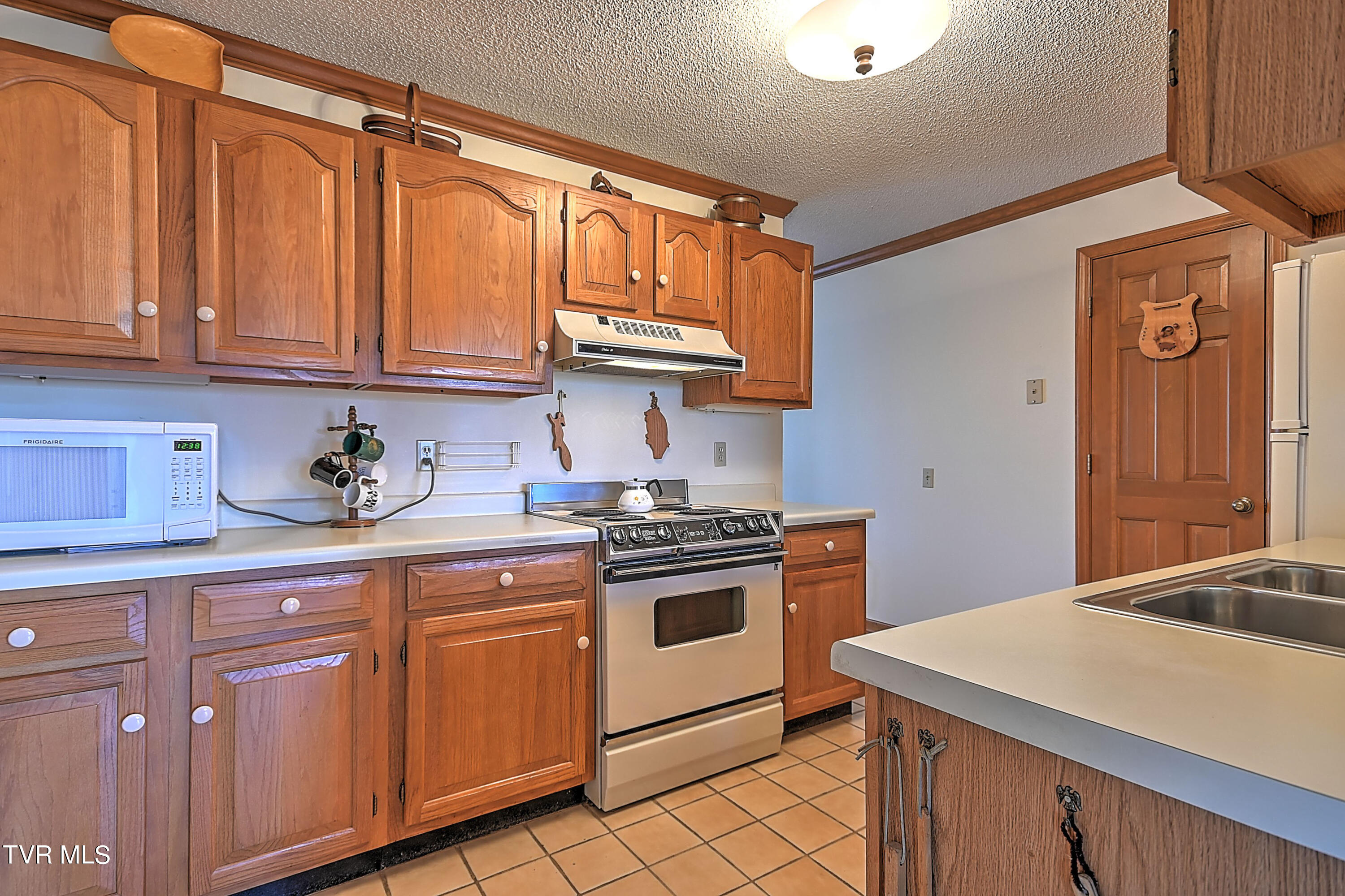 20248 Avondale Road Abingdon, VA 24211 - Photo 13 of 61 202 48 Avondale CD-13