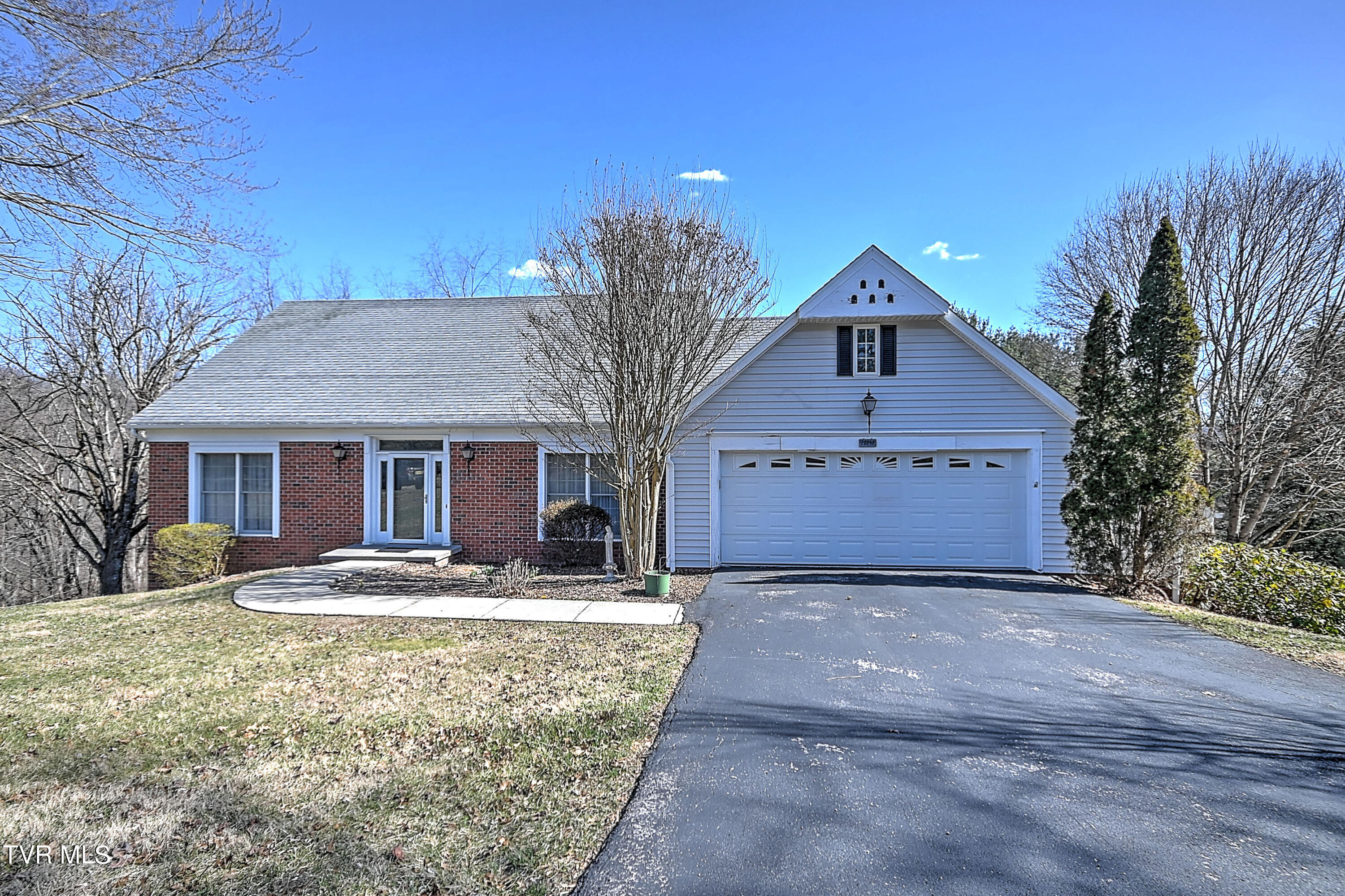 20248 Avondale Road Abingdon, VA 24211 - Photo 2 of 61 202 48 Avondale CD-3