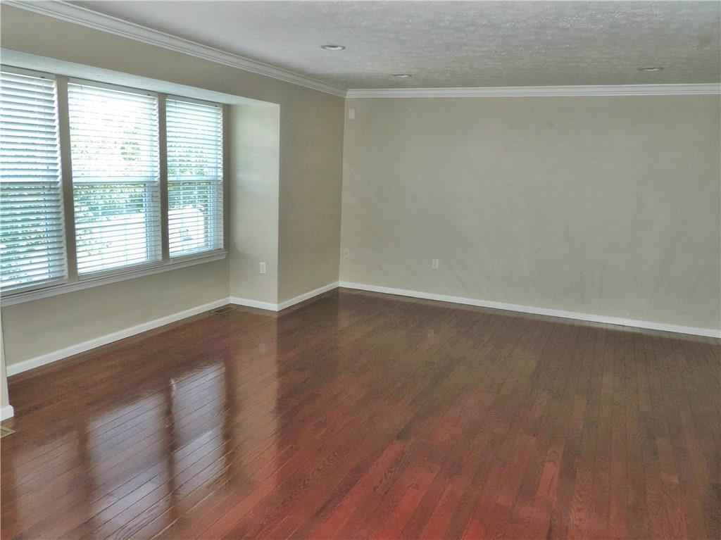 224 Maple Ridge Drive Canonsburg, PA 15317 - Photo 2 of 23 Gallery Image 2
