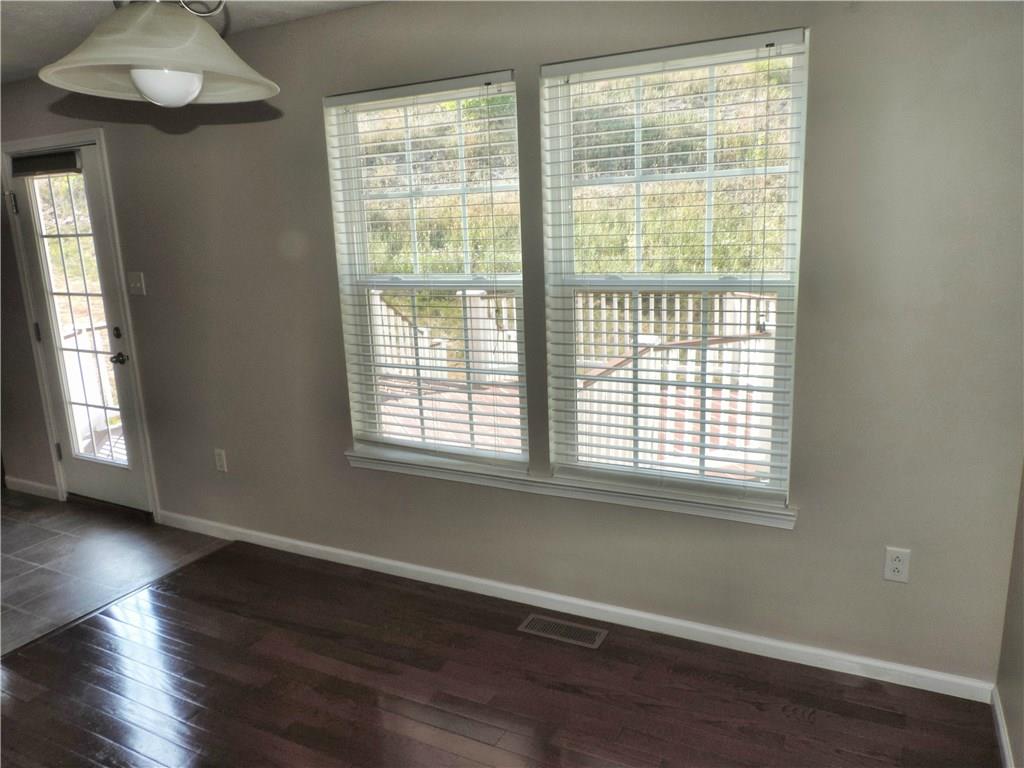 224 Maple Ridge Drive Canonsburg, PA 15317 - Photo 9 of 23 Gallery Image 9