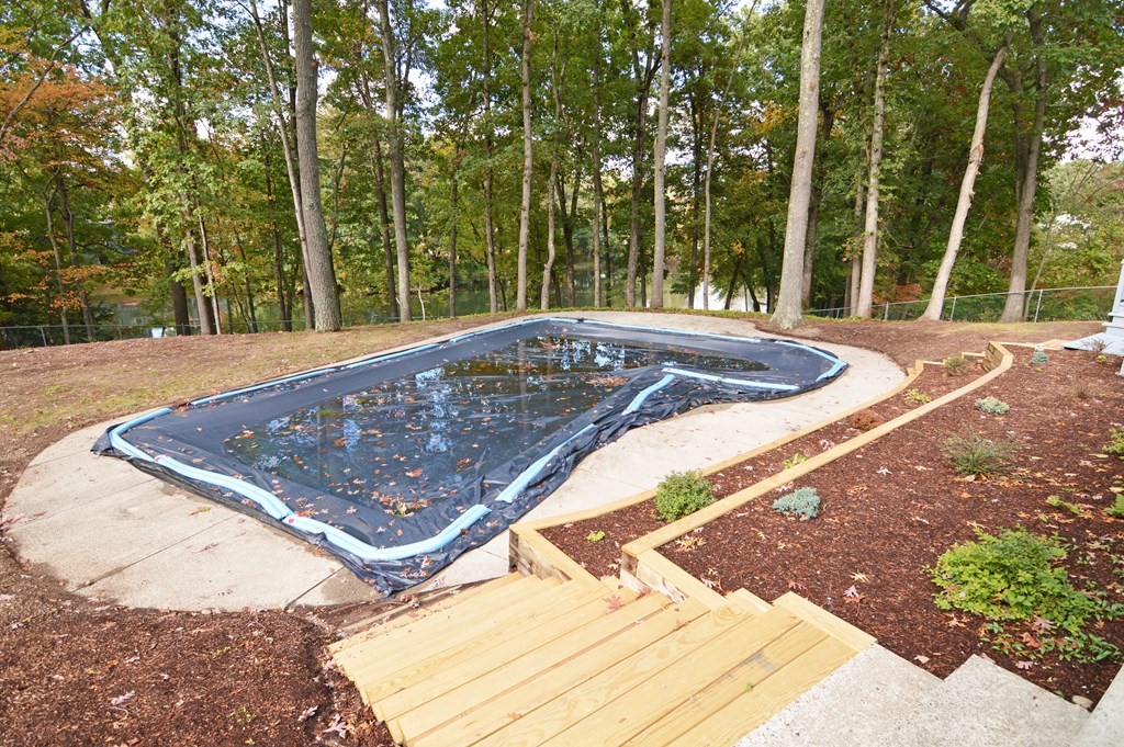33 Pleasant View Road Wilbraham, MA 01095 - Photo 38 of 40 Gallery Image 38