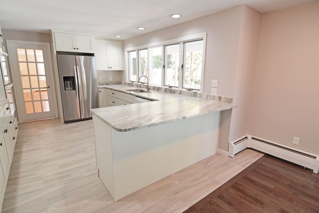 33 Pleasant View Road Wilbraham, MA 01095 - Photo 5 of 40 Gallery Image 5