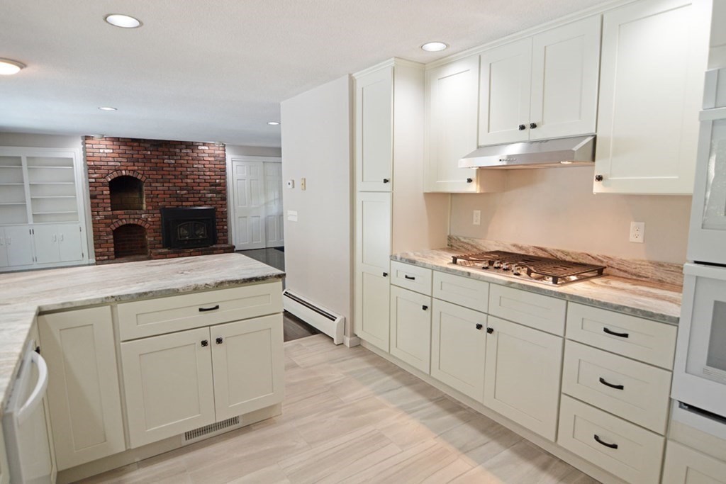 33 Pleasant View Road Wilbraham, MA 01095 - Photo 10 of 40 Gallery Image 10