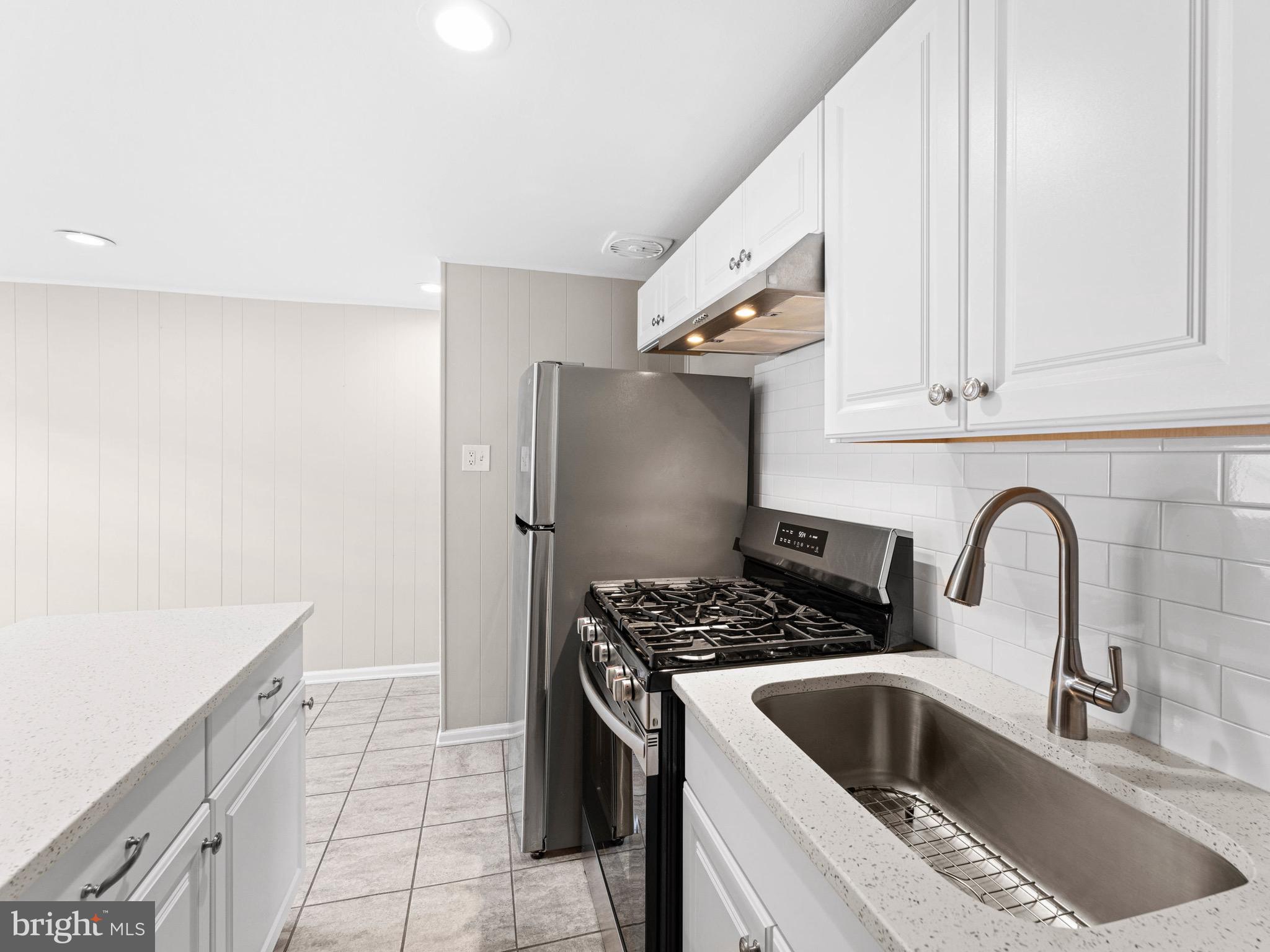 111 Ervin Avenue Marcus Hook, PA 19061 - Photo 11 of 37