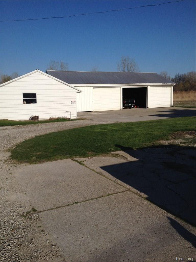 20657 Sumpter Road Belleville, MI 48111 - Photo 11 of 11 Pole Barn