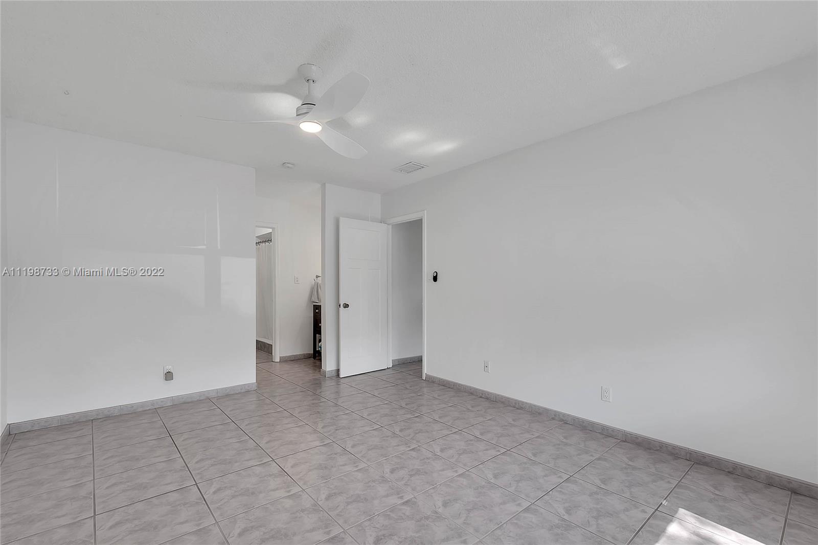 11547 Southwest 109th Road, Unit 26Z Miami, FL 33176 - Photo 12 of 46 Gallery Image 12