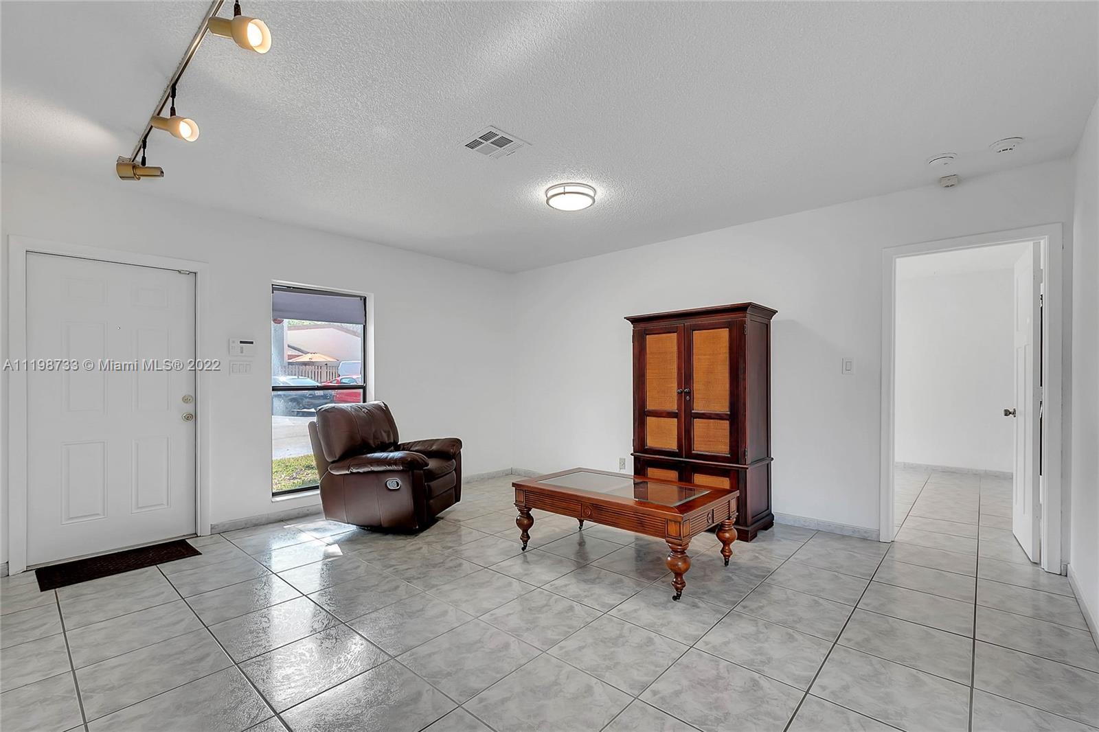 11547 Southwest 109th Road, Unit 26Z Miami, FL 33176 - Photo 3 of 46 Gallery Image 3